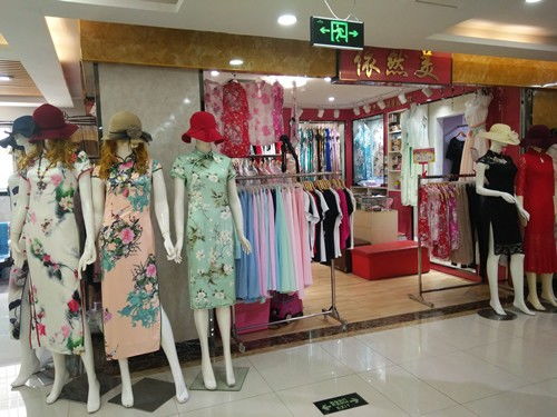 寶安西鄉中長款旗袍禮服定制與租賃服務解析——深圳服裝鞋帽箱包行業亮點